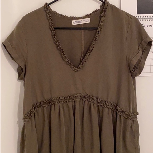 T-Shirt Ruffle Dress - Picture 4 of 5